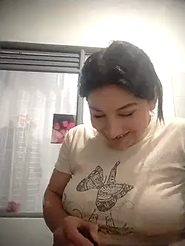 AllbaRose online show from October 8, 2025, 11:02 pm