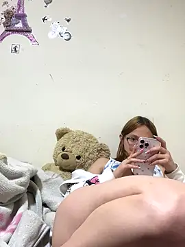 imariahot online show from October 10, 2025, 1:15 am