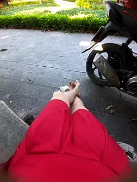 Zun 121 online show from November 14, 2025, 12:42 am