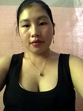 Stella-cute online show from October 3, 2025, 5:26 am