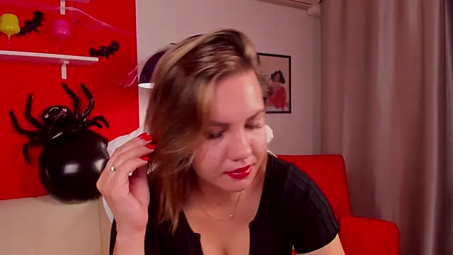 AriaEven online show from October 29, 2025, 3:25 pm