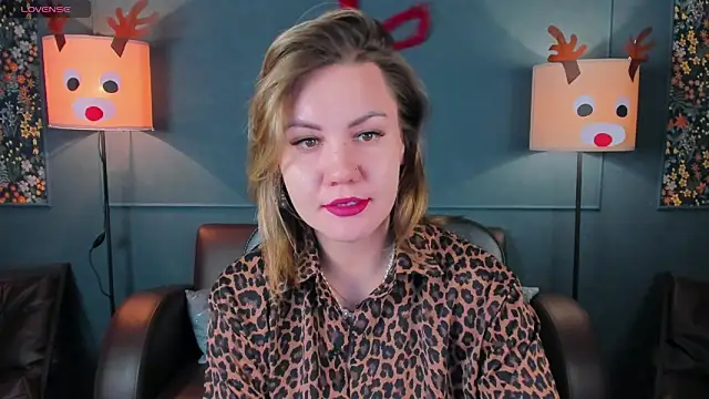 AriaEven online show from December 23, 2025, 10:02 am