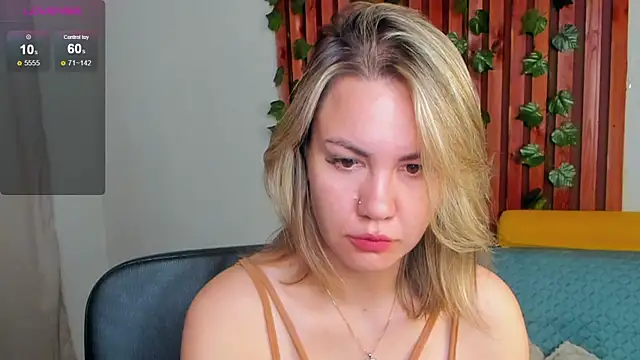 AriaEven online show from May 21, 2026, 3:02 am