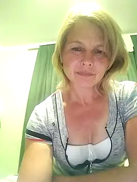 Masha412111 online show from July 7, 2026, 8:46 pm