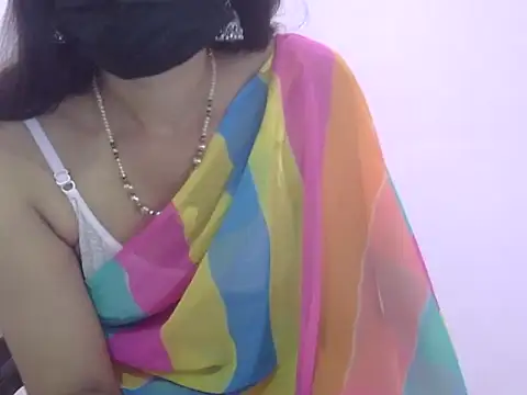 Laila Cute online show from April 5, 2026, 3:26 am