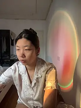 chibaoao66 online show from November 2, 2025, 7:11 am