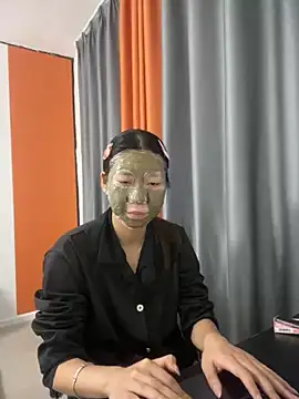 chibaoao66 online show from November 23, 2025, 2:50 pm