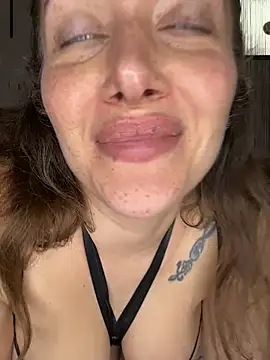 Snapshot of Malasantababy chatting on March 1, 2026, 1:57 pm Malasantababy online show from March 1, 2026, 1:57 pm