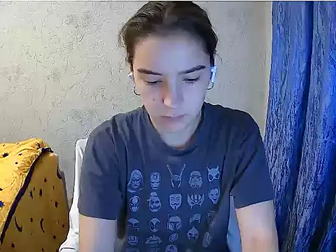 Snapshot of Ali_Kisa chatting on October 7, 2025, 2:25 pm Ali Kisa online show from October 7, 2025, 2:25 pm