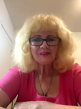 BoloshkaBlonda online show from October 20, 2025, 10:10 pm