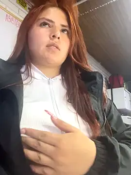 kathix  wet online show from October 3, 2025, 11:35 pm