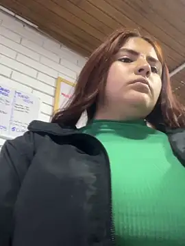 kathix  wet online show from October 22, 2025, 11:04 pm