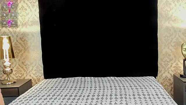 MolyBoston online show from October 28, 2025, 12:52 pm