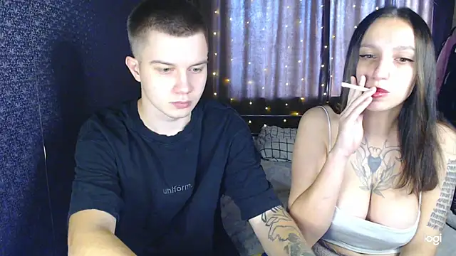 Snapshot of Mark_and_Wendy chatting on October 11, 2025, 5:39 am Mark and Wendy online show from October 11, 2025, 5:39 am