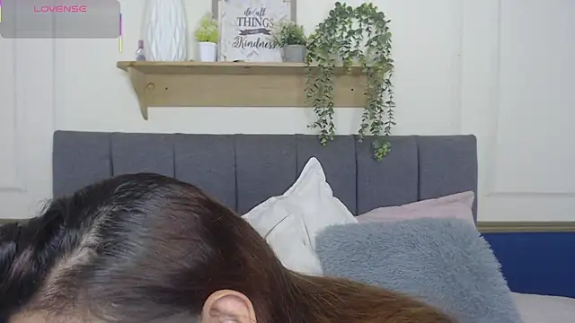 Cataleya Kudo online show from October 13, 2025, 1:44 pm