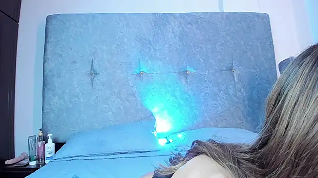 Mis Sunny online show from October 9, 2025, 8:40 pm