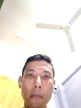 Snapshot of Butohkembang chatting on October 9, 2025, 2:42 am Butohkembang online show from October 9, 2025, 2:42 am