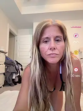 privateplaymilf online show from June 15, 2026, 9:06 pm