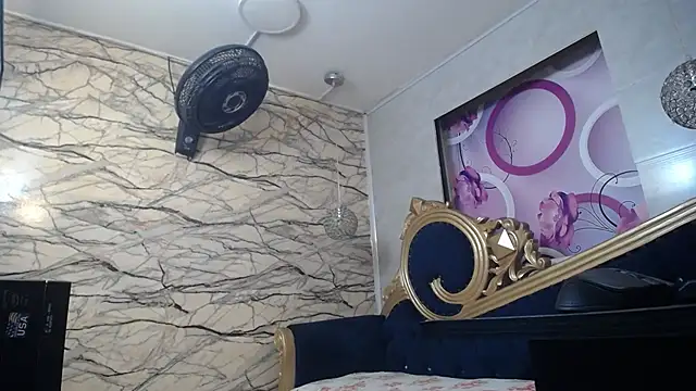 kimberly candy online show from October 29, 2025, 7:26 pm