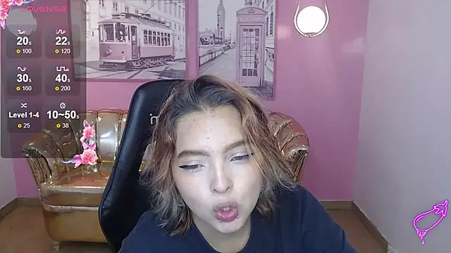 mia foster t online show from November 14, 2025, 12:37 pm