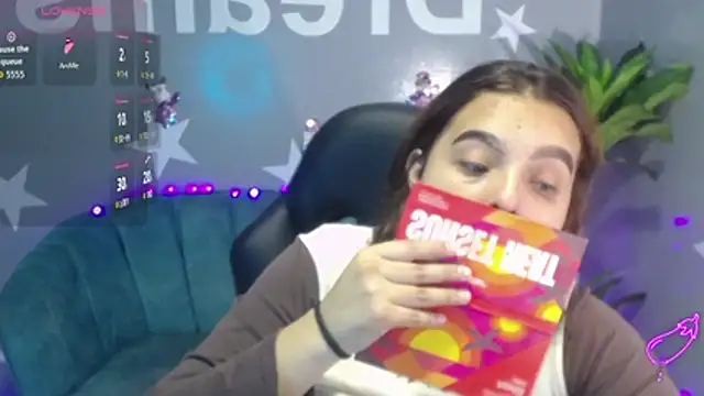 Snapshot of mia_foster_t chatting on December 14, 2025, 12:54 pm mia foster t online show from December 14, 2025, 12:54 pm