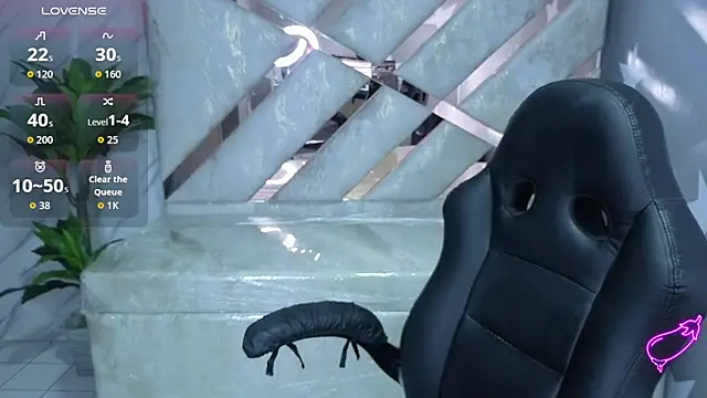 mia foster t online show from March 11, 2026, 1:17 pm