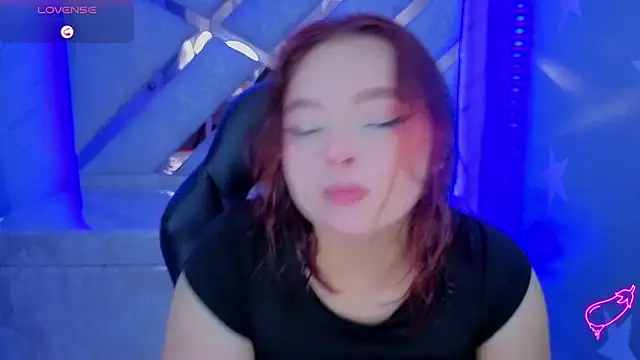 Snapshot of mia_foster_t chatting on June 3, 2026, 1:14 pm mia foster t online show from June 3, 2026, 1:14 pm