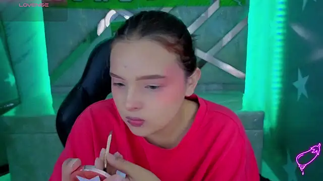 Snapshot of mia_foster_t chatting on June 26, 2026, 1:04 pm mia foster t online show from June 26, 2026, 1:04 pm