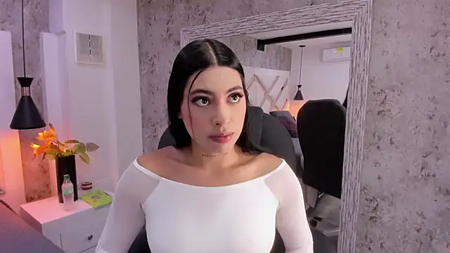 Vanessa Rain  online show from February 21, 2026, 7:59 pm