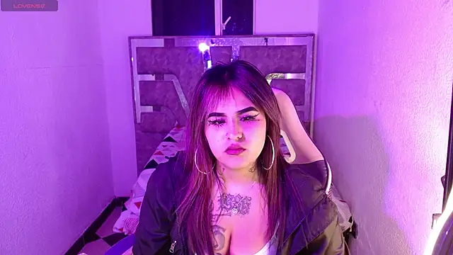 ivoni online show from November 10, 2025, 10:31 pm