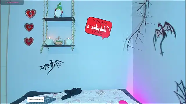 Miaengels  online show from February 9, 2026, 11:14 am