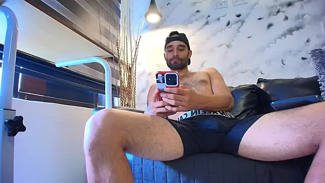 Max Miller S online show from November 4, 2025, 7:24 pm