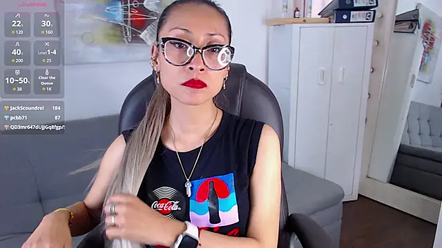 alexia james  online show from April 14, 2026, 8:37 pm