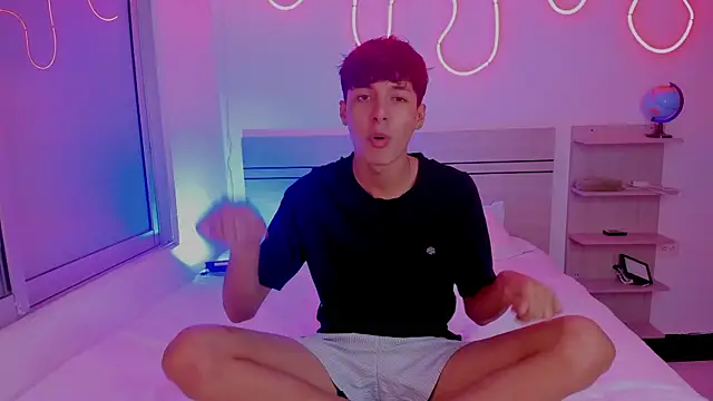 luccas ferreira online show from December 3, 2025, 7:34 pm