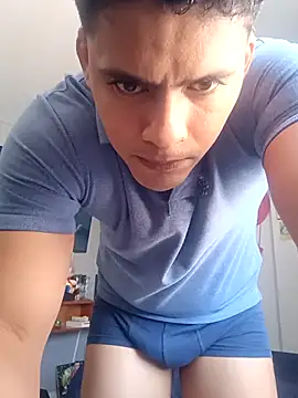 luigidickk online show from October 15, 2025, 3:23 pm