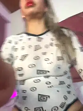 GisellTorres36 online show from October 21, 2025, 11:27 pm