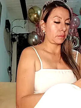 GisellTorres36 online show from May 6, 2026, 3:02 am
