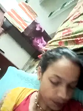 Mona7070 online show from October 15, 2025, 1:33 pm