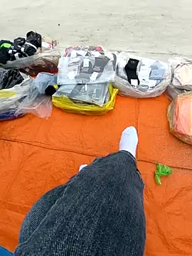 Snapshot of Lili_2love chatting on November 22, 2025, 1:48 am Lili 2love online show from November 22, 2025, 1:48 am