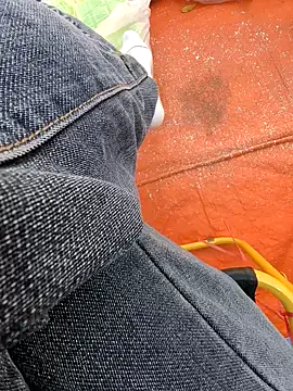 Snapshot of Lili_2love chatting on November 24, 2025, 1:16 am Lili 2love online show from November 24, 2025, 1:16 am