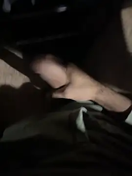 Snapshot of ayrtonmen chatting on October 31, 2025, 4:35 am ayrtonmen online show from October 31, 2025, 4:35 am