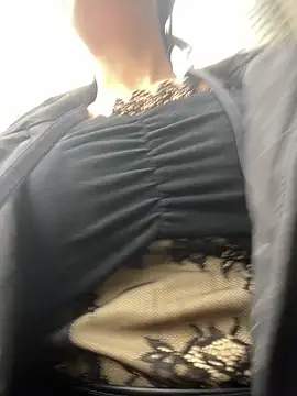 yourkeer online show from December 14, 2025, 3:45 am