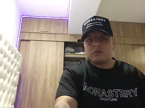 paisaexotico online show from October 8, 2025, 7:17 am