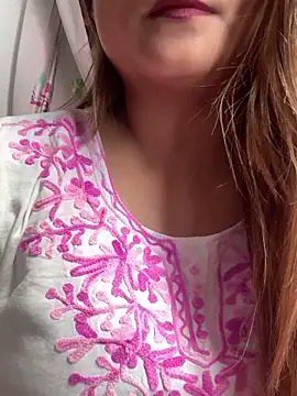 hottylover03 online show from October 18, 2025, 6:26 am
