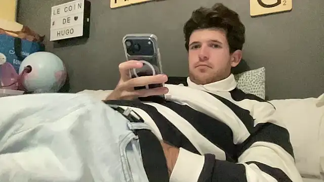 VersaGoo online show from December 5, 2025, 6:26 pm