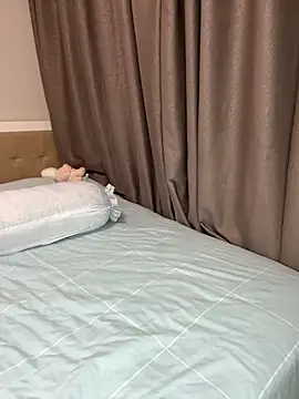 Snapshot of Lil_asianxyz chatting on November 7, 2025, 12:10 am Lil asianxyz online show from November 7, 2025, 12:10 am