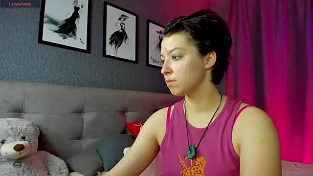 Sara Frayer online show from January 19, 2026, 1:09 am