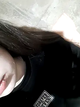 miaahot69 online show from May 5, 2026, 8:44 am