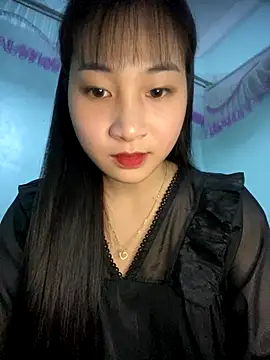 banlinh004 online show from November 11, 2025, 2:50 pm