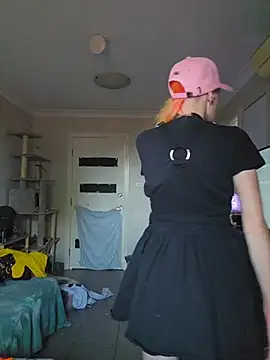 lonely Cosplay chick online show from January 16, 2026, 6:28 am